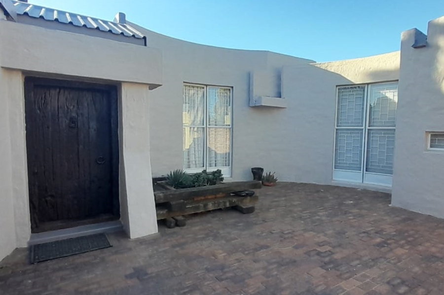 4 Bedroom Property for Sale in Sannieshof North West